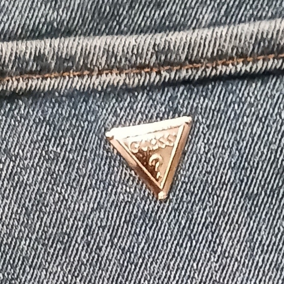 GUESS Women's Classic Blue Denim Distressed Pencil Skirt -Size Lg $98 Retail EUC - Picture 6 of 11